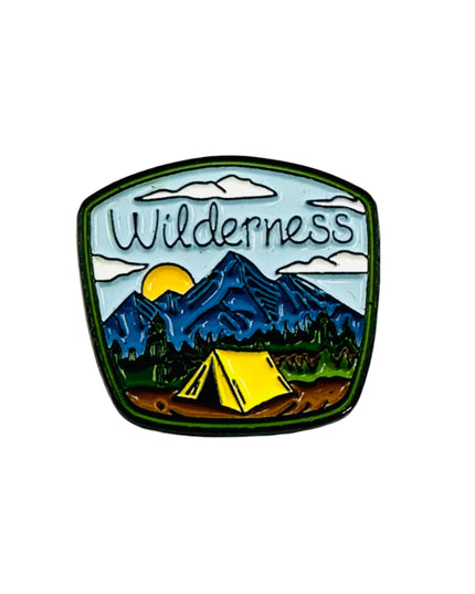 Pin's Wilderness - Accessoire inspiré par la nature pour les activités de plein air