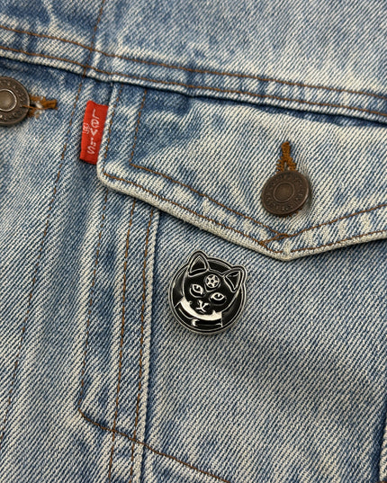Broche Chat Noir - Accessoire mystérieux pour les amoureux des chats