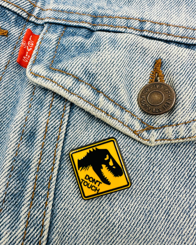 Broche - Ne pas toucher | Accessoires de pyjama amusants pour toute la famille