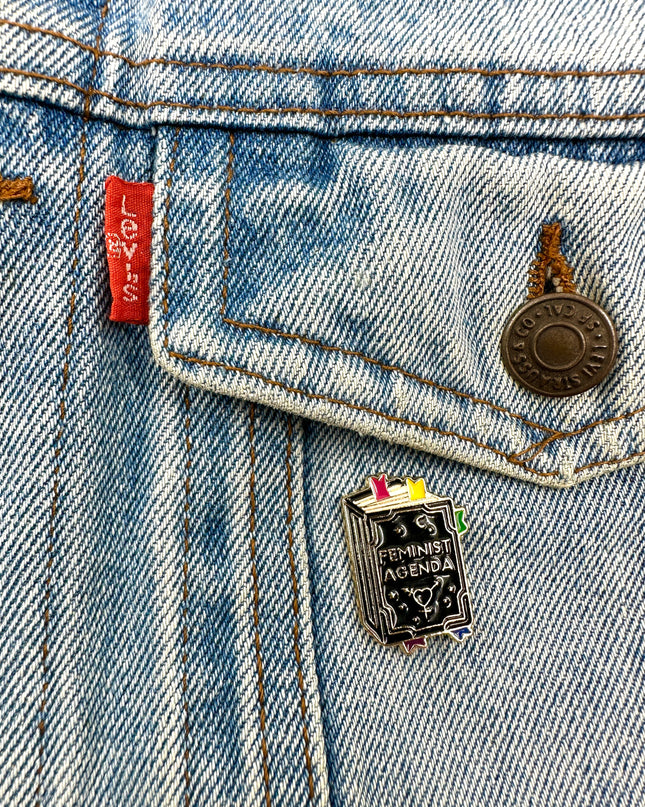 Insigne féministe | Étiquettes : Accessoires