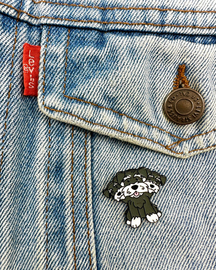 Insigne à épingle représentant un chien à trois têtes | Étiquettes : Accessoires