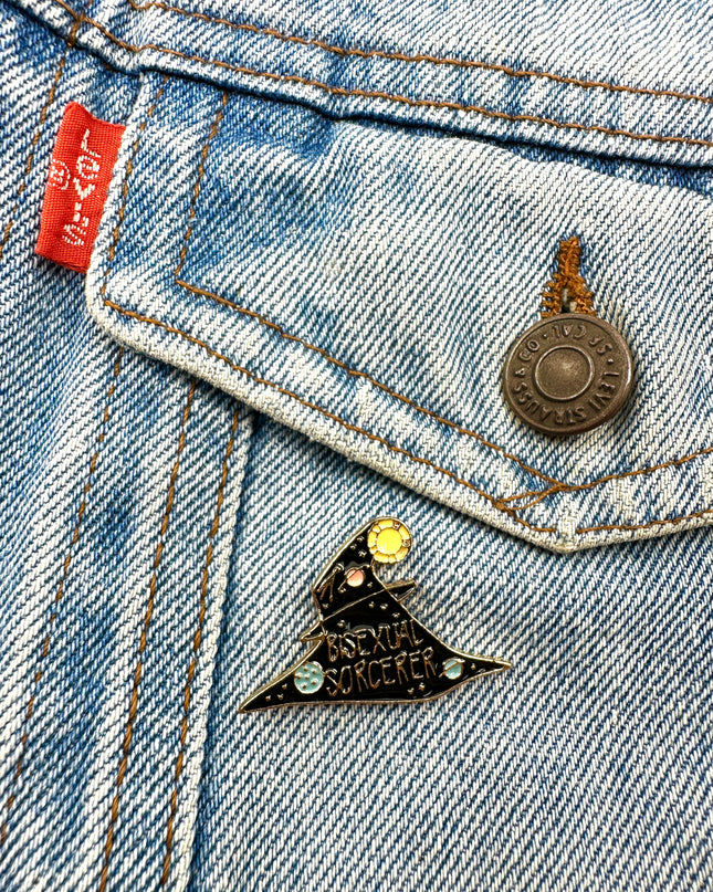 Pin's Sorcier Bisexuel - Accessoire inclusif pour les fiers sorciers