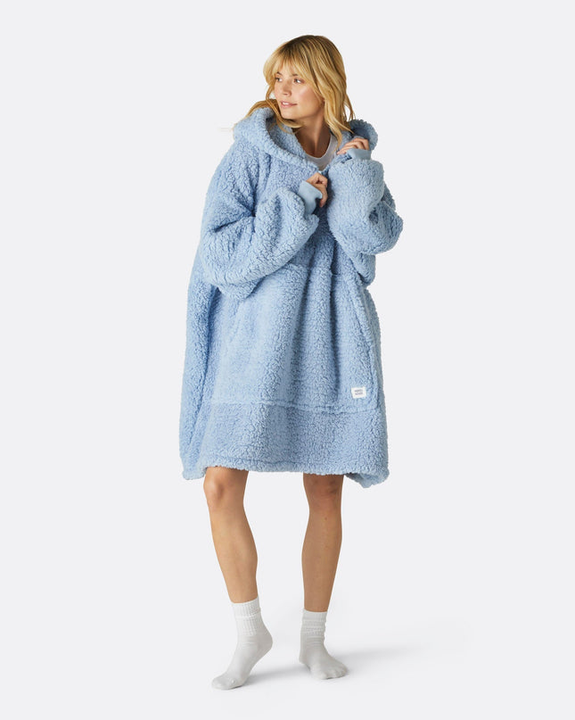 Sweat à capuche bleu en sherpa