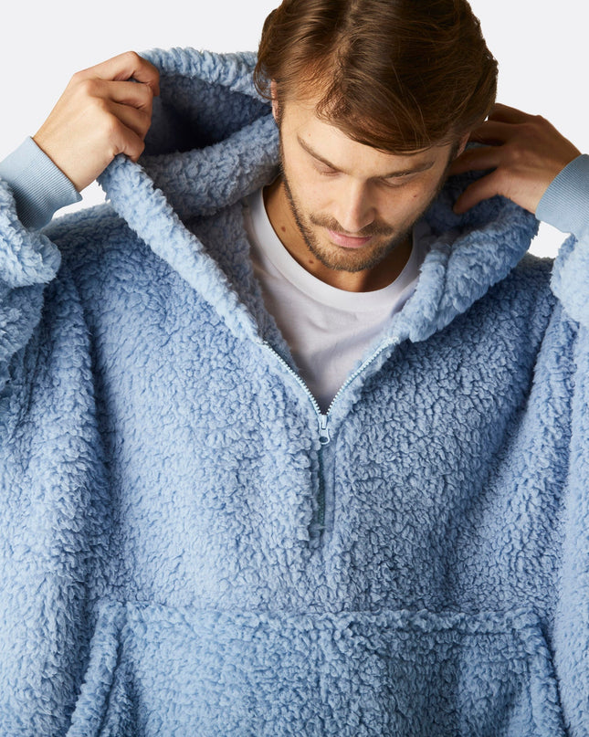 Sweat à capuche bleu en sherpa