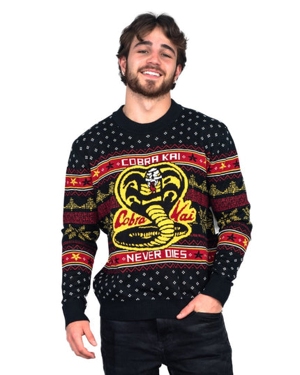 Pull de Noël moche Cobra Kai Never Dies pour les fans