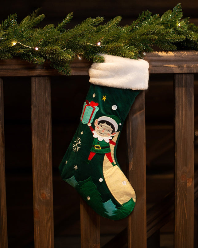 Chaussettes de Noël assorties pour toute la famille avec des lutins