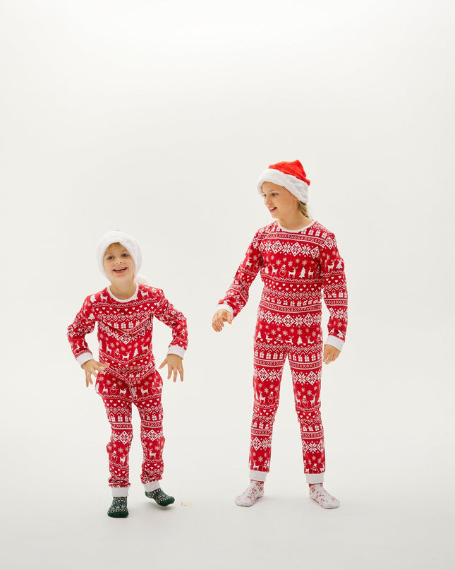 Pyjamas de Noël pour enfants Peaceful Bordeaux pour des nuits douillettes