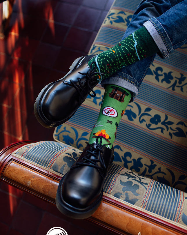 Many Mornings Zokni - Collection de chaussettes amusantes et originales « La Carte »