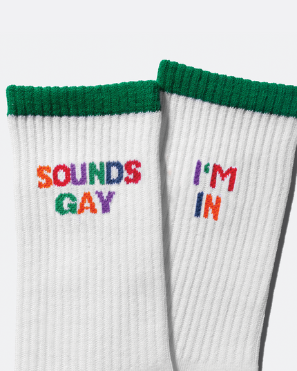Ça sonne gay, je porte des chaussettes de tennis