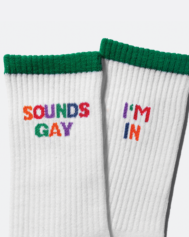 Ça sonne gay, je porte des chaussettes de tennis