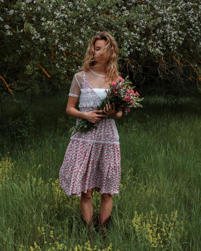 Robe d'été à fleurs roses