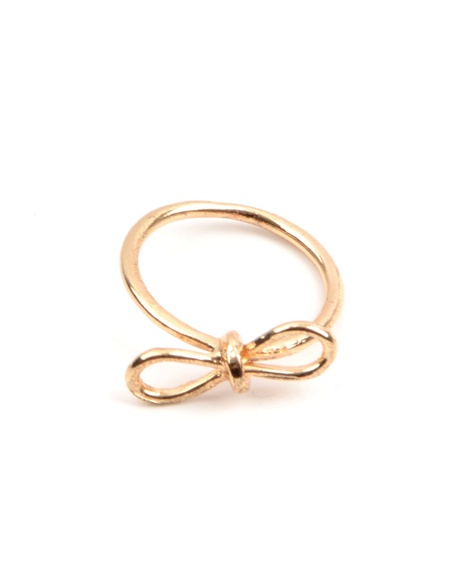 Bague en filigrane à motif nœud papillon