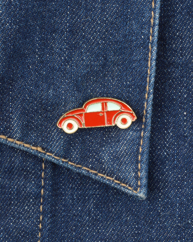 Broche - Voiture rouge | Classique et élégante