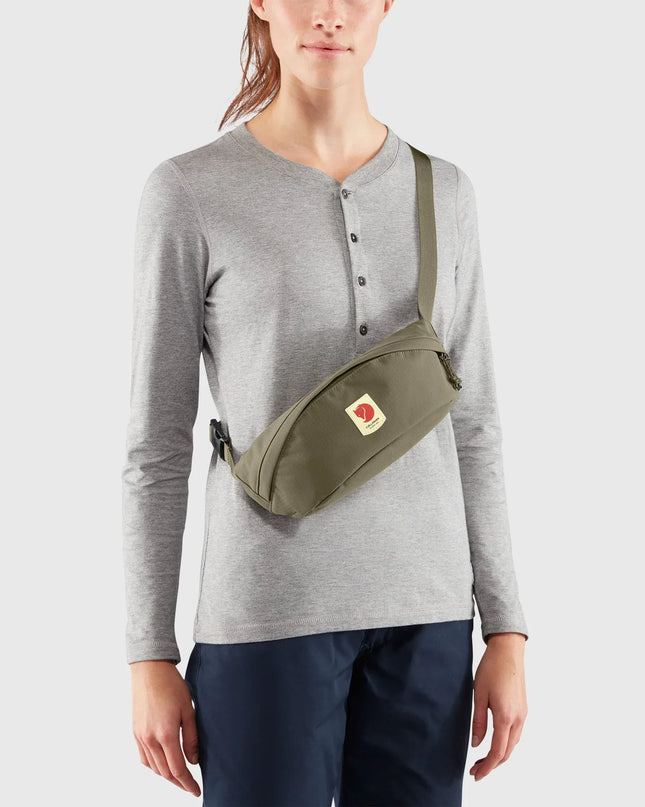 Sac banane Fjällräven Ulvö taille moyenne | Bleu montagne | Design pratique