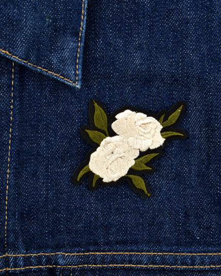 Patch de roses blanches doubles - Accessoire de Pâques