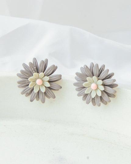 Boucles d'oreilles fleuries - Motif floral gris