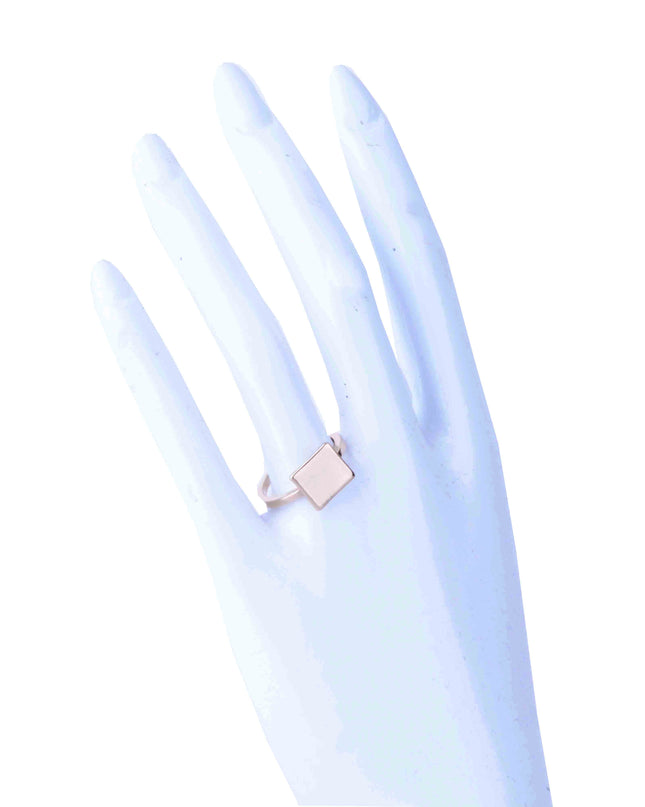 Bague carrée en filigrane