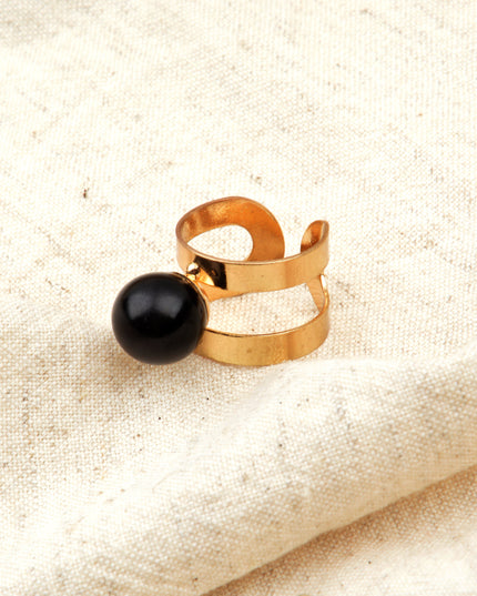 Bague en perle noire