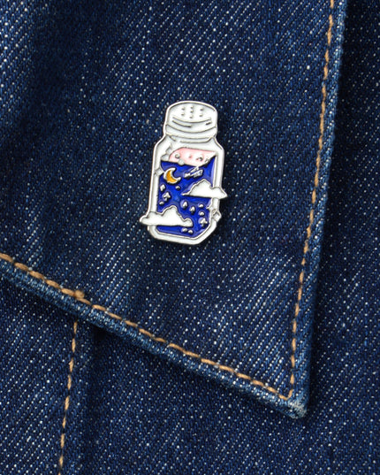 Kitűző - Accessoire inspiré des bougies de soja Night's Soy