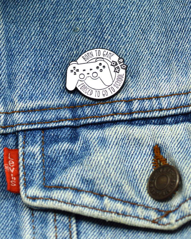 Pin - Né pour jouer