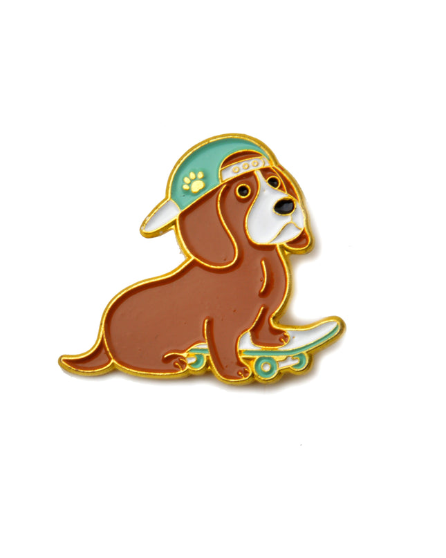 Pin's en émail Skate Dog II | Accessoire amusant