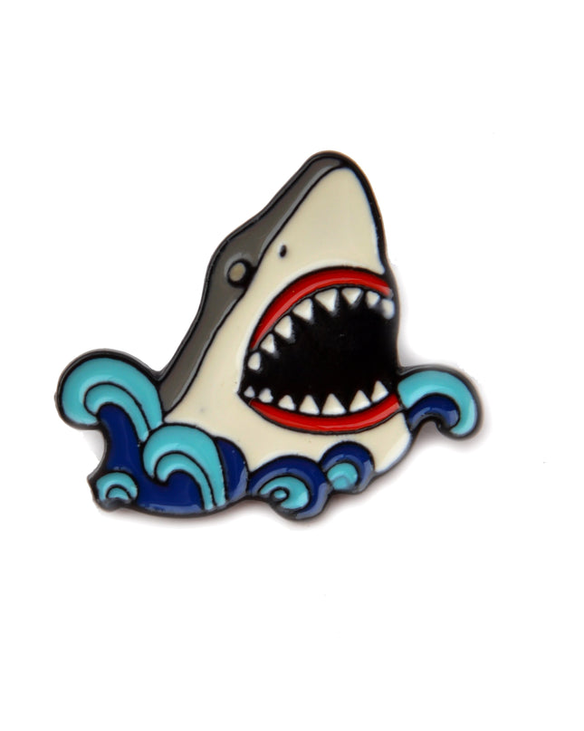 Broche Requin Mordeur - Accessoire amusant sur le thème de l'océan