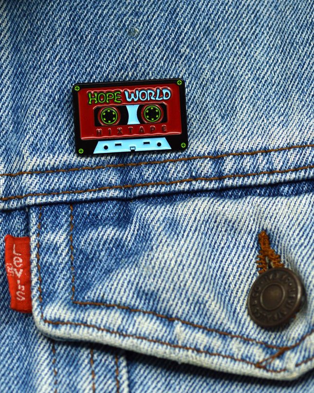 Insigne Hope World - Accessoire inspirant