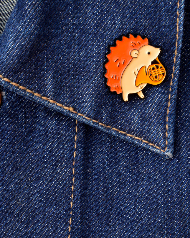 Broche hérisson à cornes - Accessoire animal original