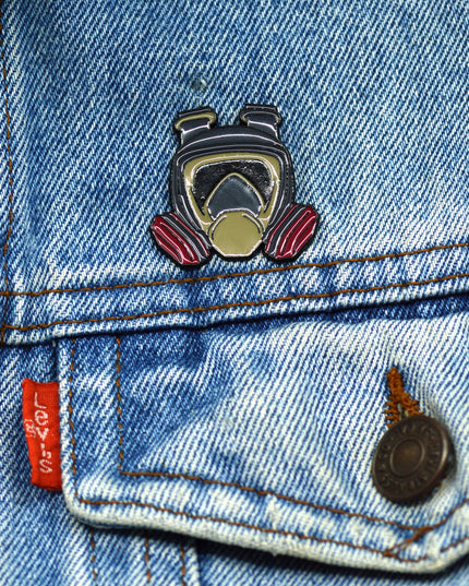 Épinglette masque à gaz - Accessoire de costume d'Halloween unique