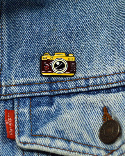 Broche - Design de l'appareil photo IV