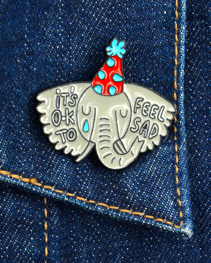 Insigne - Éléphant triste