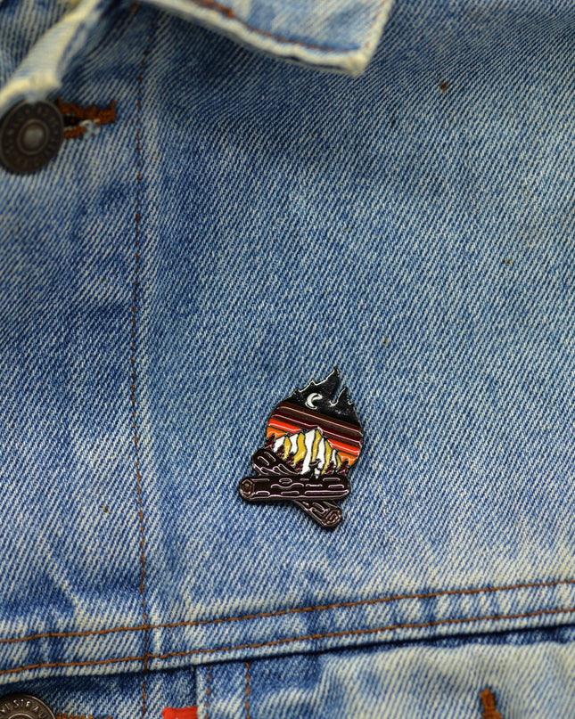 Broche - Motif feu de camp