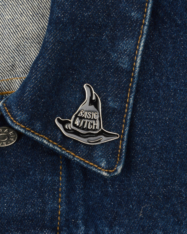 Kitűző Épingle de sorcière