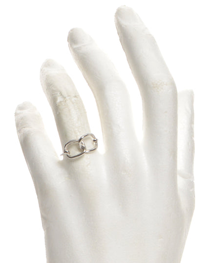 Bague en filigrane à chaîne