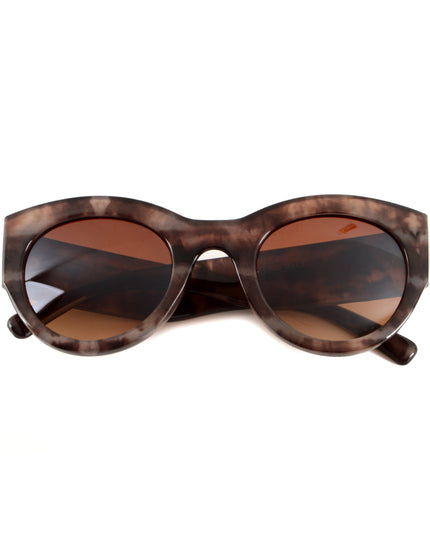 Accessoires marron oversize pour des tenues tendance