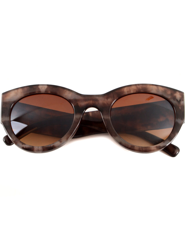 Accessoires marron oversize pour des tenues tendance