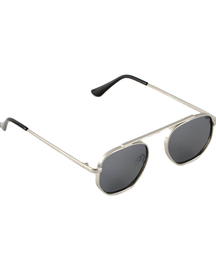 Accessoires en métal chromé