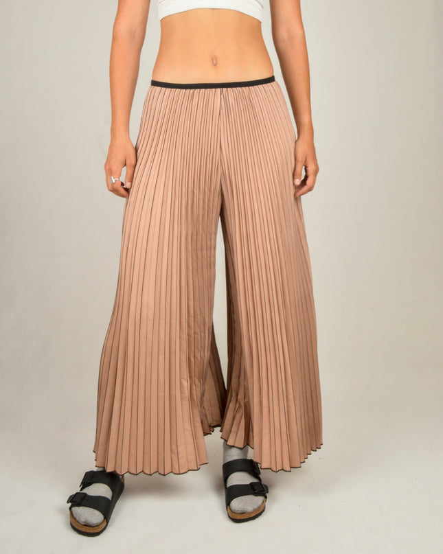 Pantalon plissé beige pour un confort optimal