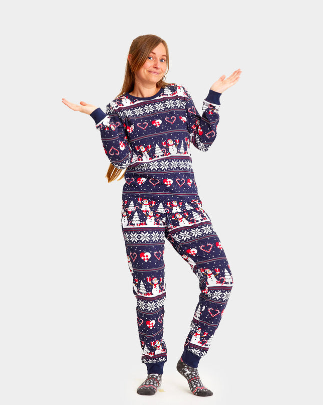 Pyjama de Noël bleu familial avec bonhommes de neige et cœurs