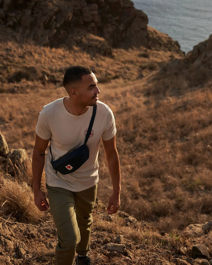 Sac banane Fjällräven Ulvö taille moyenne | Bleu montagne | Design pratique