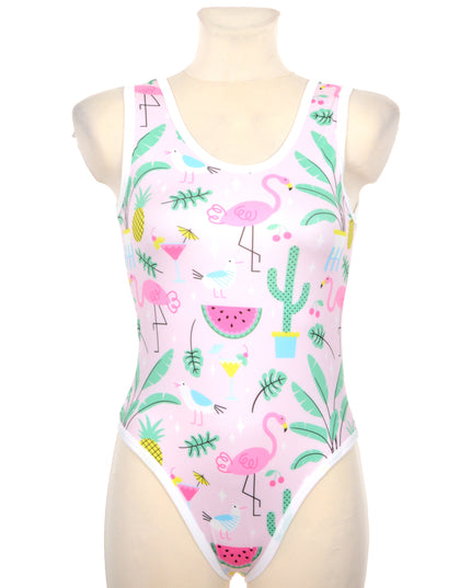 Robe de bain d'été pour des journées élégantes au bord de l'eau