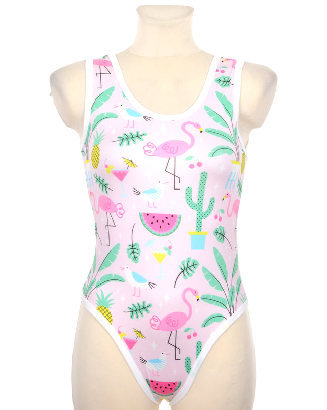 Robe de bain d'été pour des journées élégantes au bord de l'eau