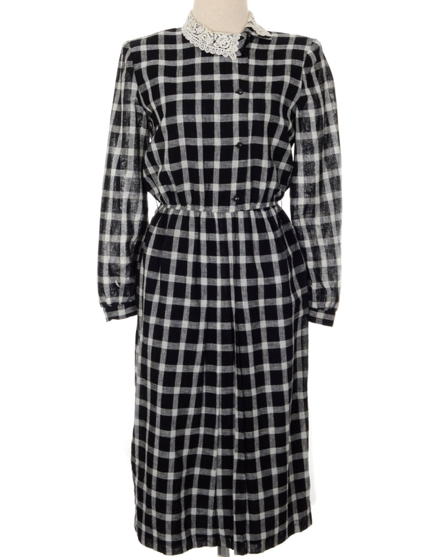 Robe vintage - Motif en dentelle