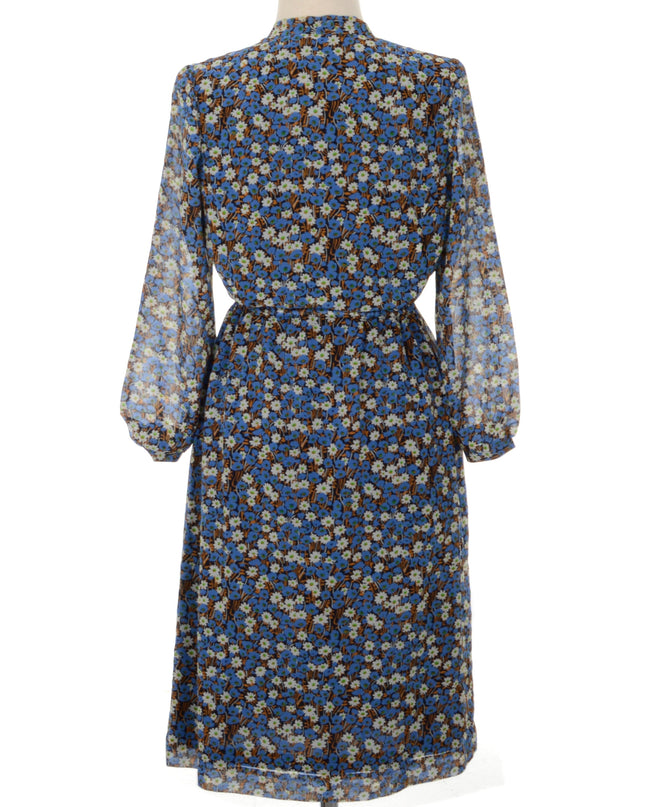 Robe vintage à fleurs bleues
